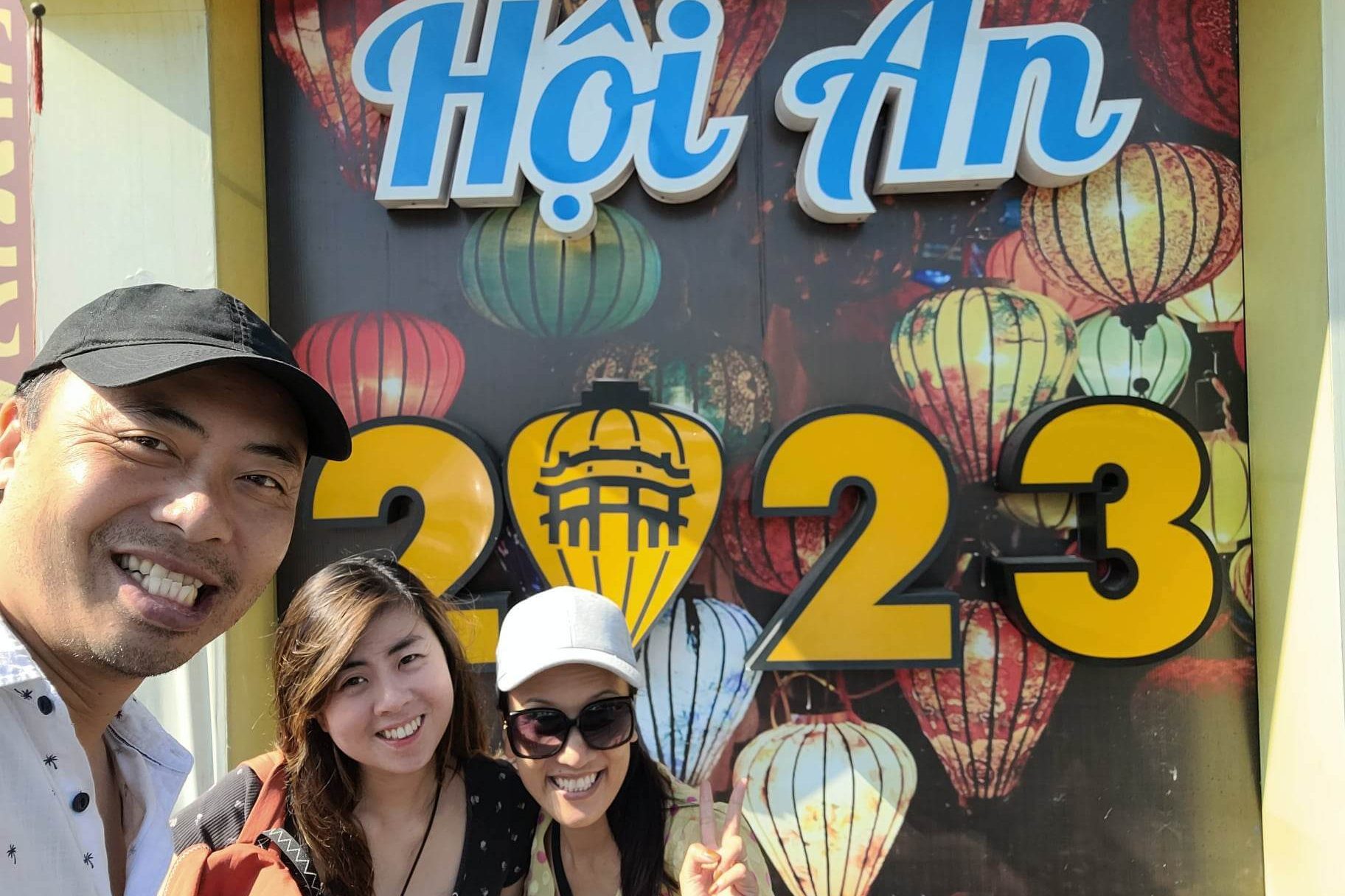 finding expat community in danang, photo of 3 Aussie friends hanging out in Hoi An Vietnam